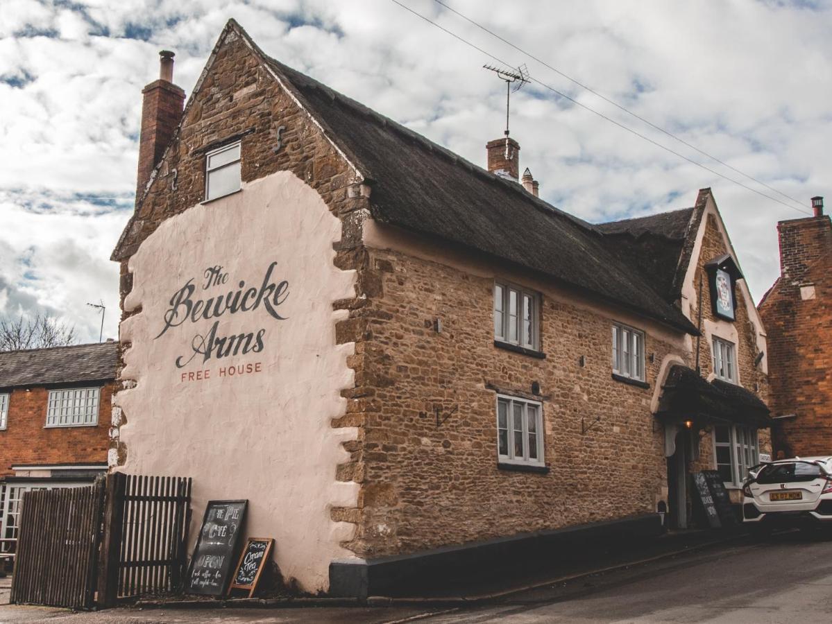 The Bewicke Arms Bed and Breakfast Hallaton Exterior foto