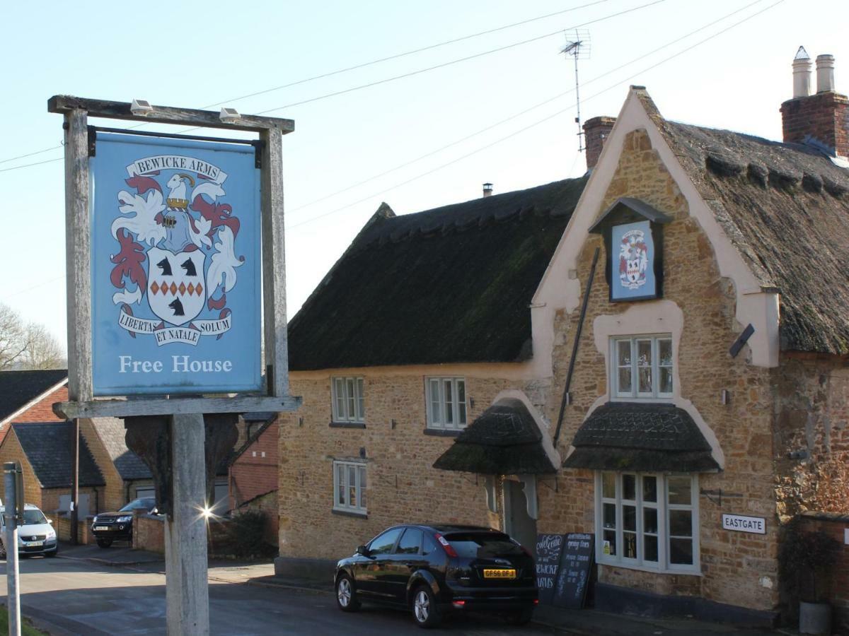 The Bewicke Arms Bed and Breakfast Hallaton Exterior foto