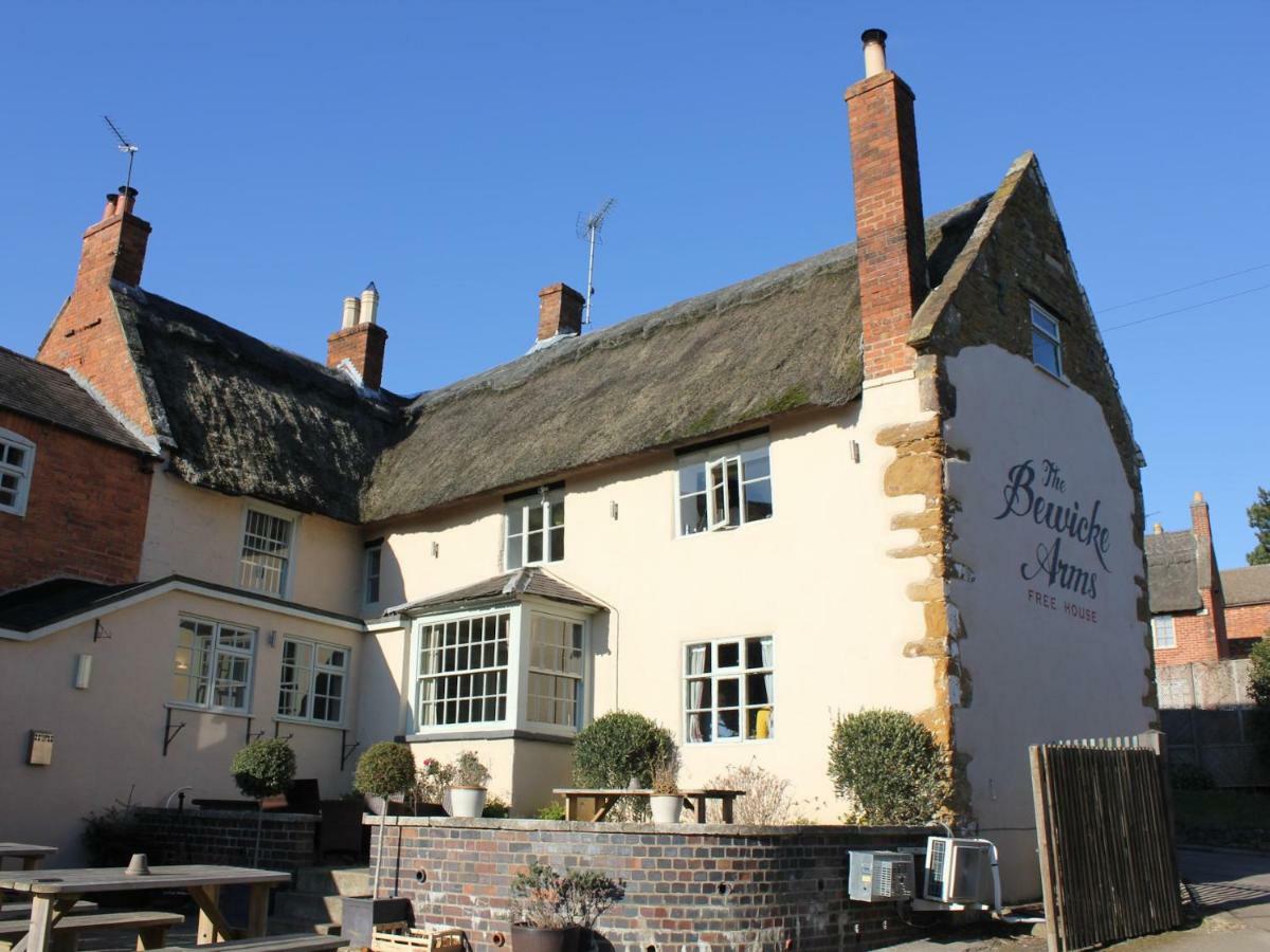 The Bewicke Arms Bed and Breakfast Hallaton Exterior foto